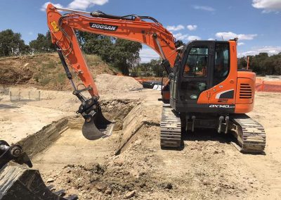 Pelle DOOSAN DX140