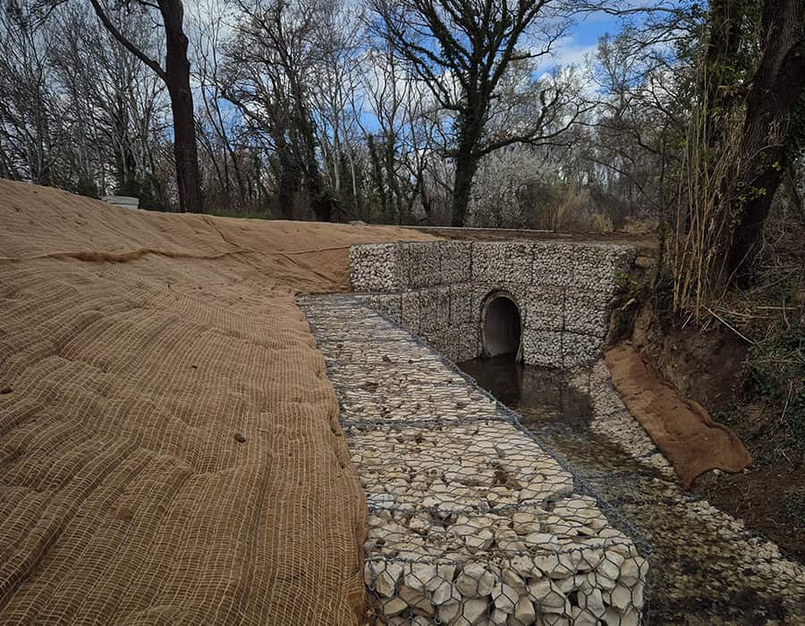 Service génie écologique : installation de gabions et de réalisation génie végétale